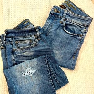 2 pairs of NWOT American Eagle Jeans.